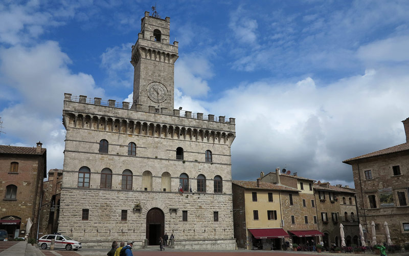 Foto vom Stadtplatz in Montepulciano